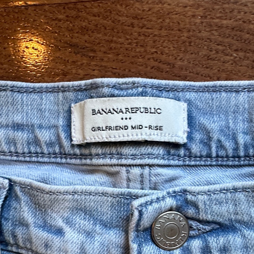 Banana Republic Women's Girlfriend Mid-Rise Jeans - Picture 2 of 5